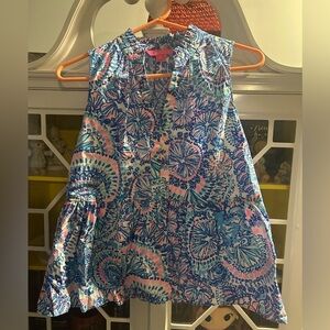 Lilly Pulitzer size small top